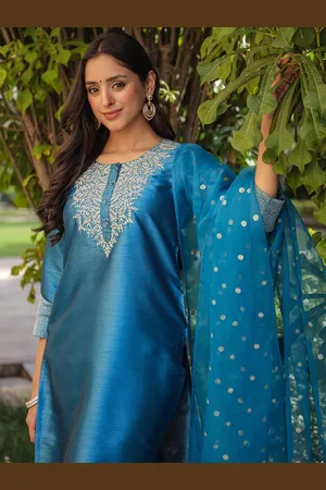Women Blue Floral Yoke Design Sequinned Kurta with Trousers & With Dupatta